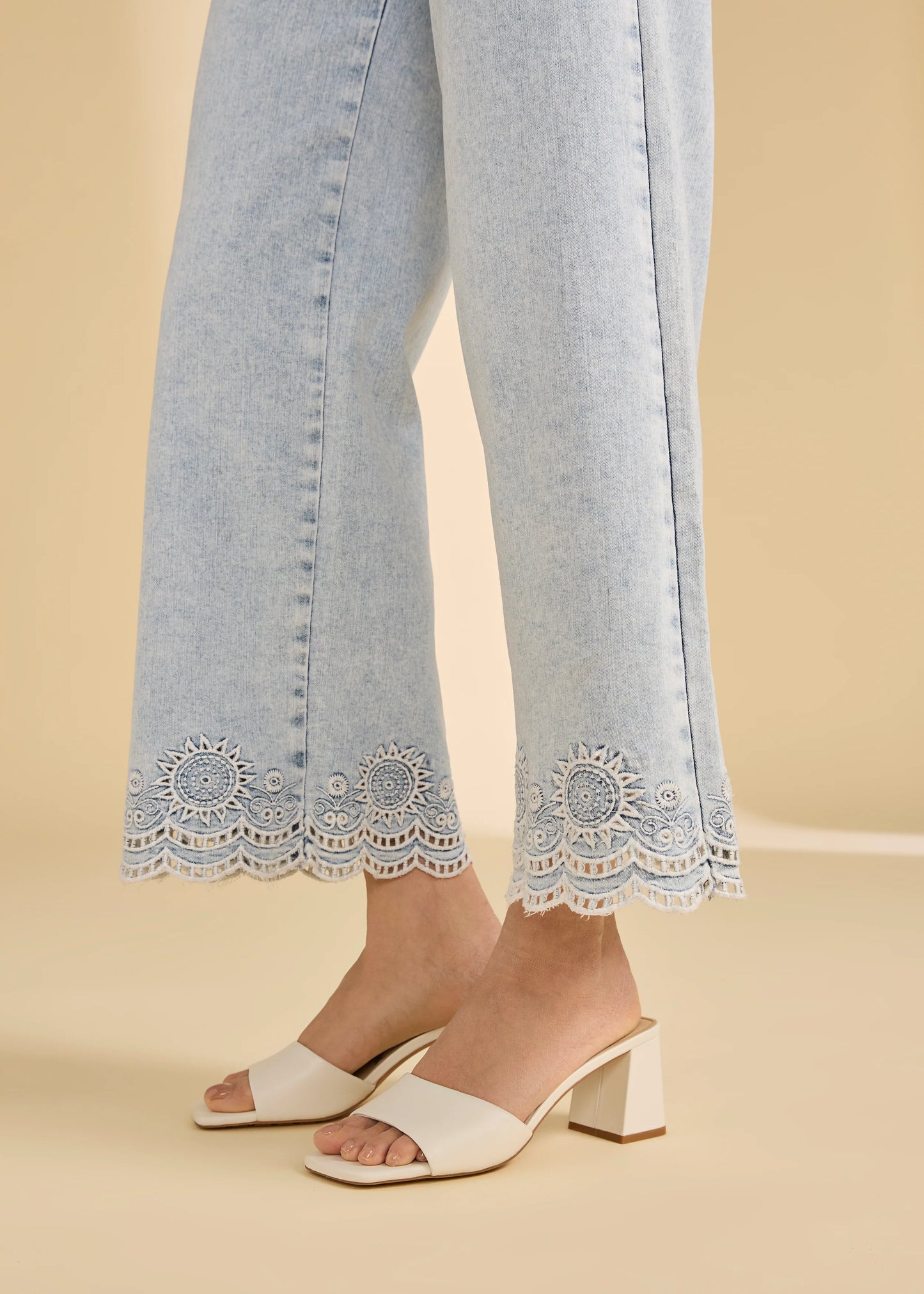Embroidered Wide Leg Jean
