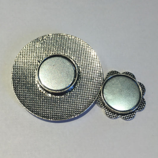 Artistic Magnetic Brooch