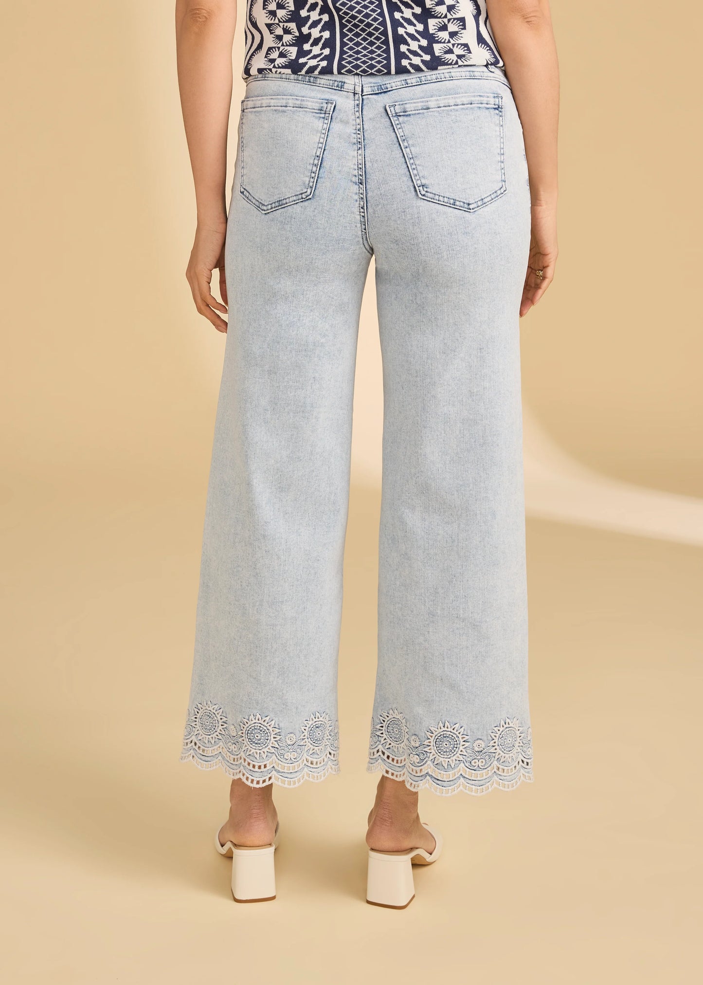 Embroidered Wide Leg Jean