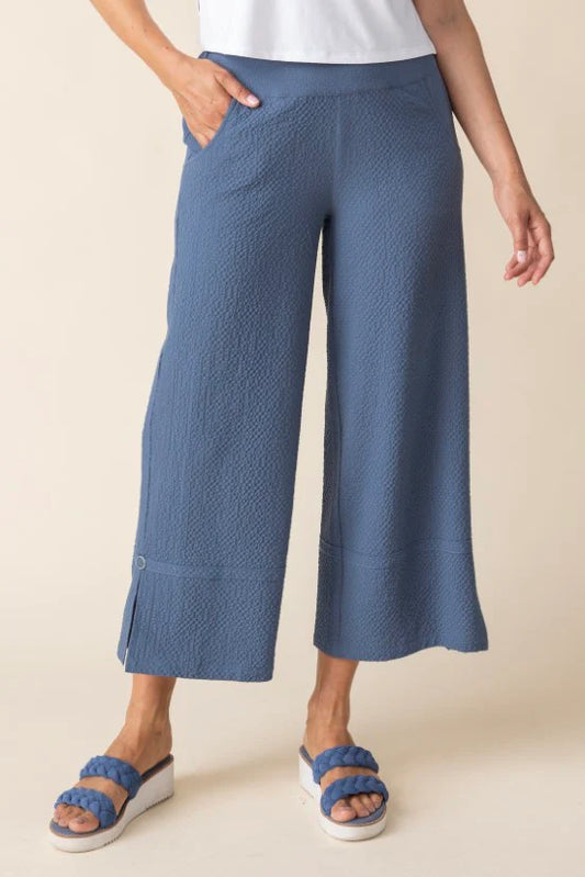 Relaxed Split Hem Crop Pant