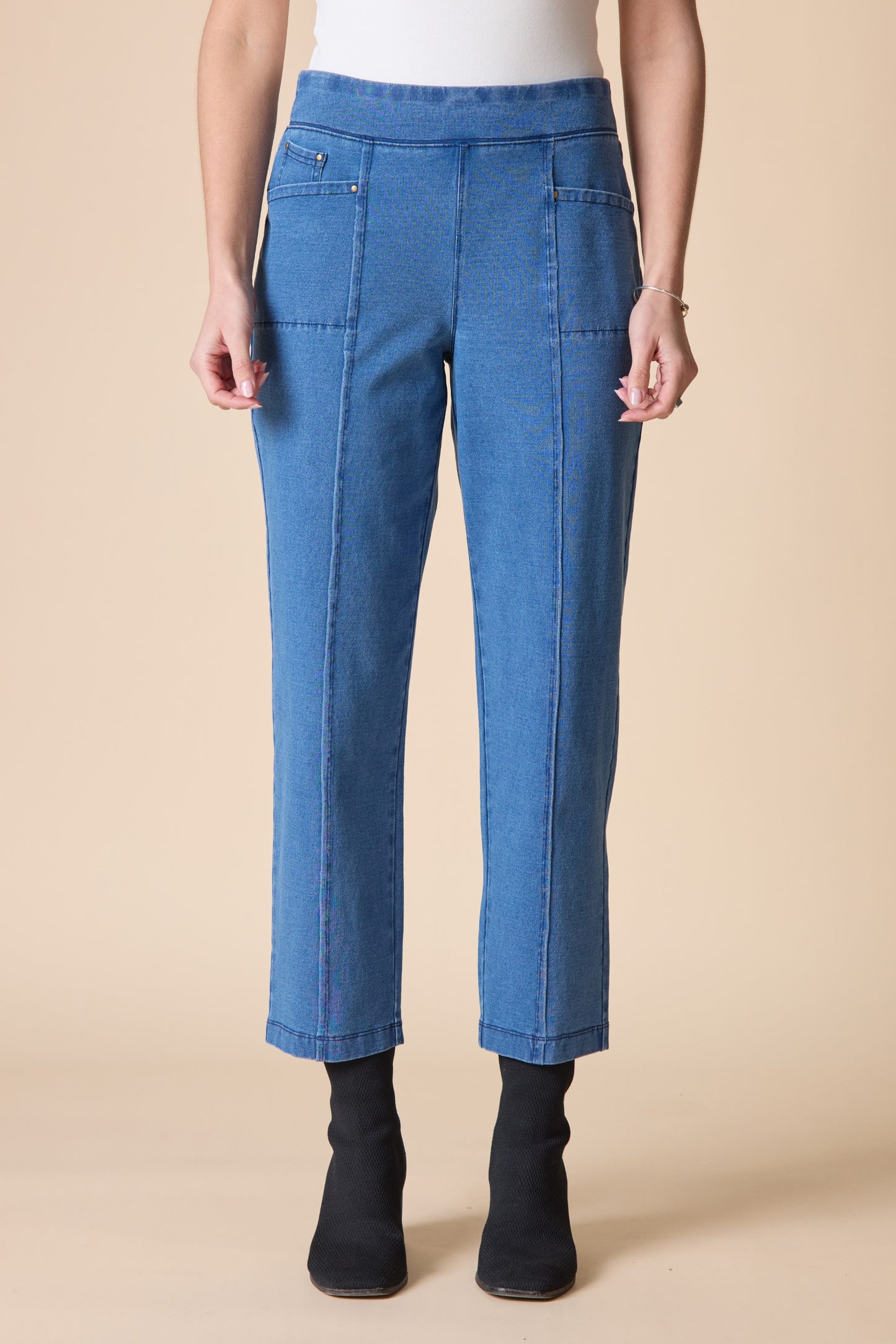Seamed Front Straight Leg Pant