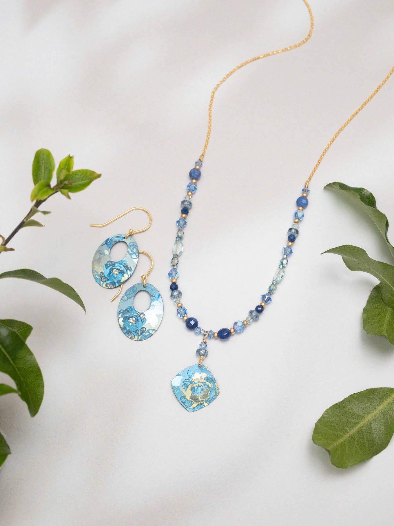 Holly Yashi - Heather Earrings