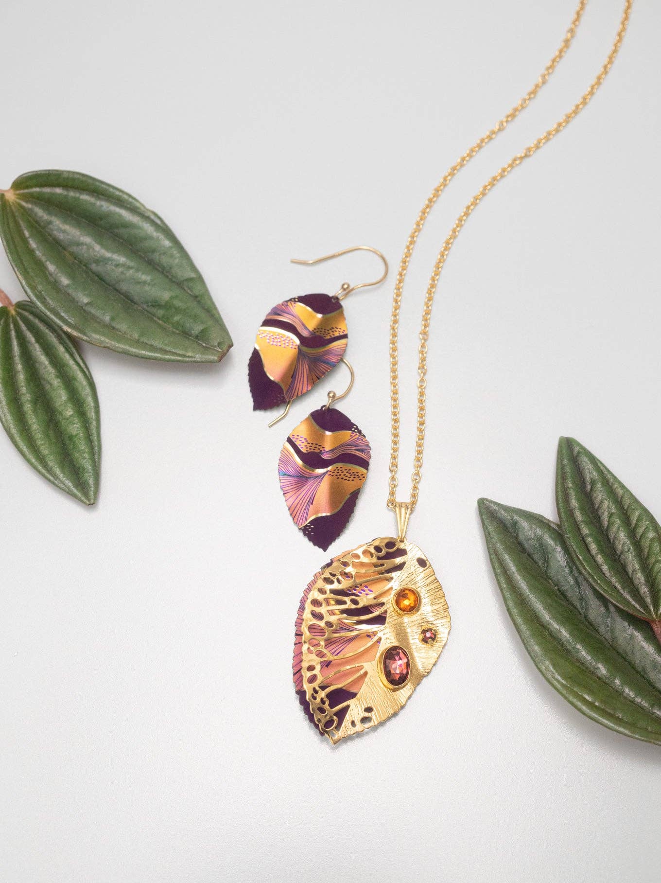 Holly Yashi - Eccentric Elm Earrings