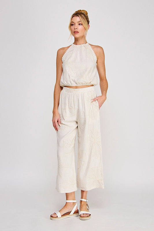 Embroidered Pull-on Pant