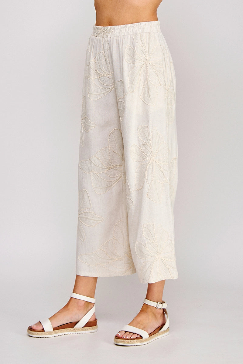 Embroidered Pull-on Pant