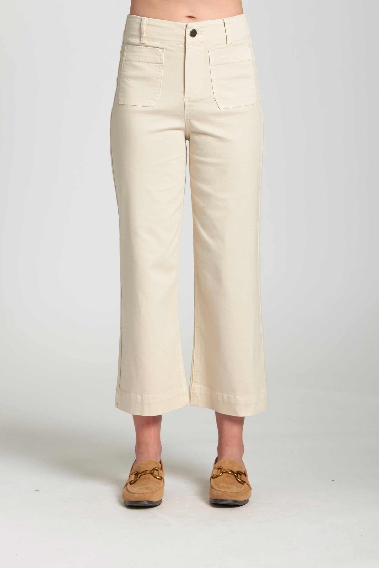 Patch Pocket Wide Leg Jean